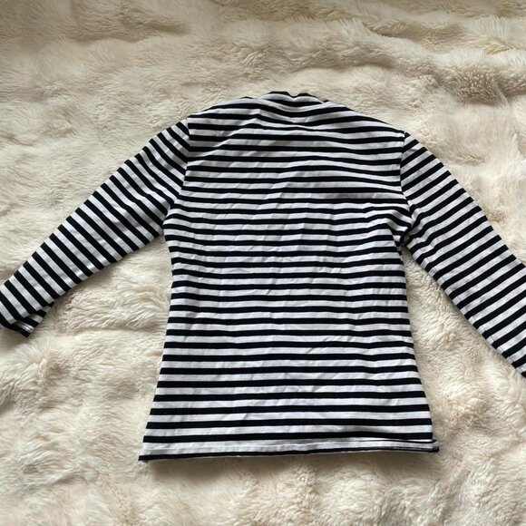 Guess Jeans Black & White Stripped Shirt with 3/4 Length Sleeves - Picture 4 of 4